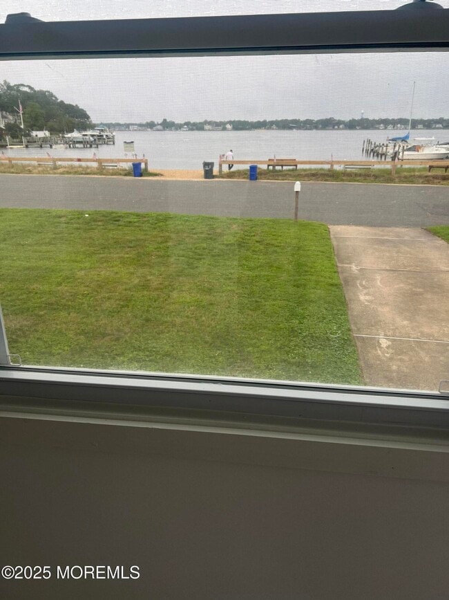 property at 1606 Riviera Ave