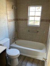 4713 SE 28th St in Del City, OK - Building Photo - Building Photo