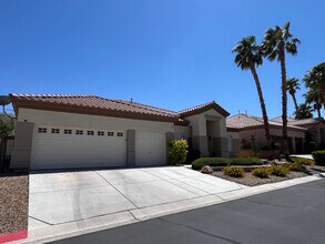 9499 Castillana Ct in Las Vegas, NV - Foto de edificio - Building Photo