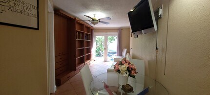 400 Sunset Dr in Pompano Beach, FL - Building Photo - Building Photo