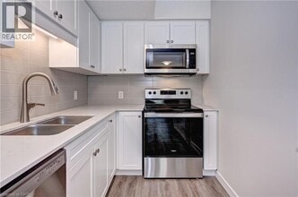 118 Gravel Ridge Trail in Kitchener, ON - Building Photo - Building Photo