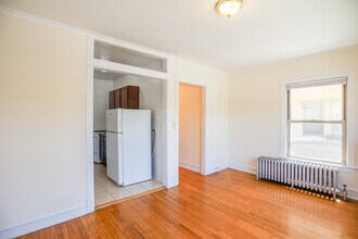 4821 N Kimball Ave, Unit #3B in Chicago, IL - Building Photo - Building Photo