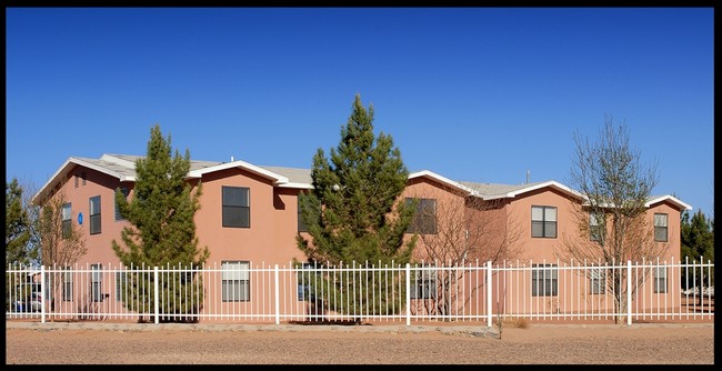 Desert Sun Apartment in Deming, NM - Building Photo - Building Photo