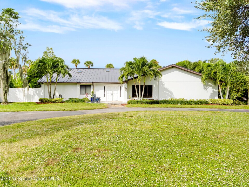 165 Crispin St in Merritt Island, FL - Building Photo