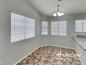 2900 Mt Hope Dr in Las Vegas, NV - Building Photo - Building Photo