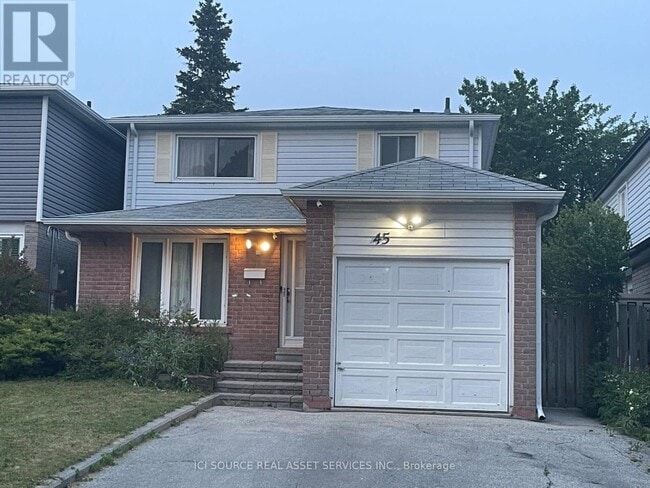 45 Raleigh Crescent in Markham, ON - Building Photo - Building Photo