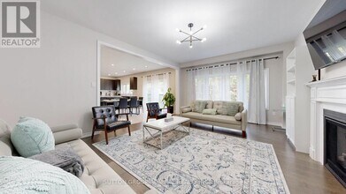 1629 Emberton Way in Innisfil, ON - Building Photo - Building Photo