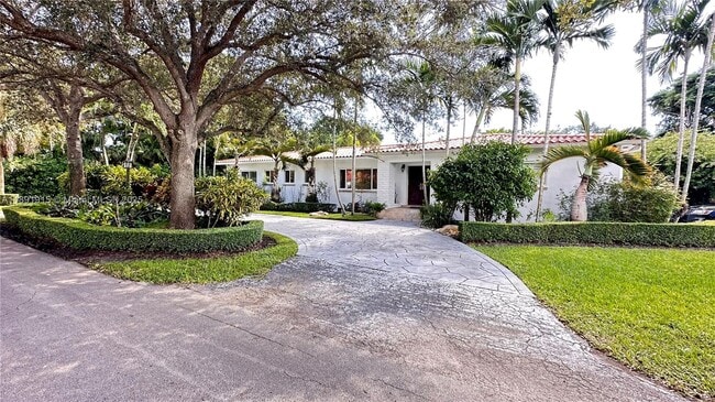 5780 SW 53rd Terrace in Miami, FL - Building Photo - Building Photo