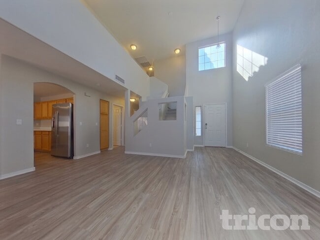 22040 W Gardenia Dr in Buckeye, AZ - Building Photo - Building Photo