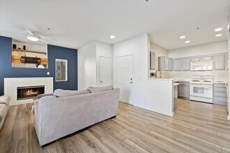 26444 Arboretum Way in Murrieta, CA - Building Photo - Building Photo