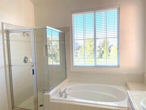 1065 Rockport Ave in Redwood City, CA - Building Photo - Building Photo