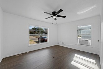 2601 Herring Ave in Waco, TX - Building Photo - Building Photo