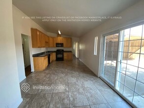 312 Hopkins Dr in Fairfield, CA - Building Photo - Building Photo