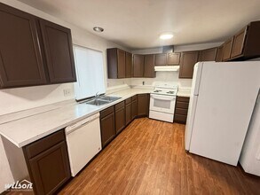 1807 S 7th Ave in Yakima, WA - Building Photo - Building Photo
