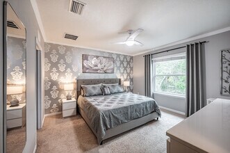 8303 Pine River Rd in Tampa, FL - Building Photo - Building Photo