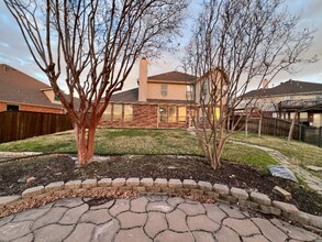 4205 Lakeside Dr in The Colony, TX - Building Photo - Building Photo