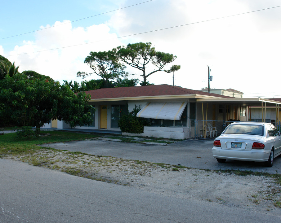 1106 NE 11th Ave in Fort Lauderdale, FL - Building Photo