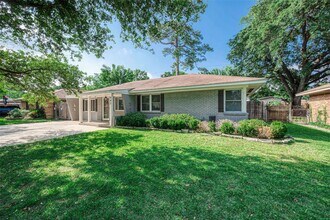 942 W 30th St in Houston, TX - Building Photo - Building Photo