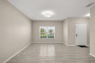 3797 Briarwood Estates Cir in St. Cloud, FL - Foto de edificio - Building Photo