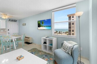 5700 Bonita Beach Rd SW in Bonita Springs, FL - Building Photo - Building Photo