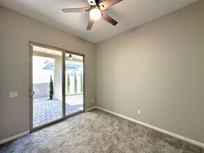 354 Spotted Dove St in Las Vegas, NV - Building Photo - Building Photo