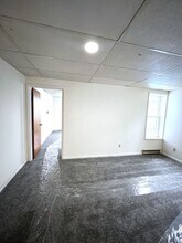 208 Cleveland Ave in Waynesboro, PA - Building Photo - Building Photo
