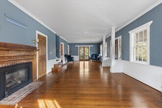 141 Highland St in Dedham, MA - Building Photo - Building Photo