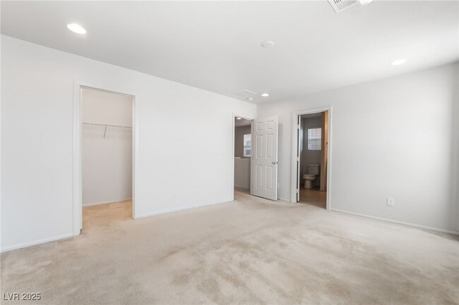 property at 9205 Keystone Ridge Ave