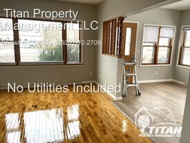 1019 Witzel Ave in Oshkosh, WI - Building Photo