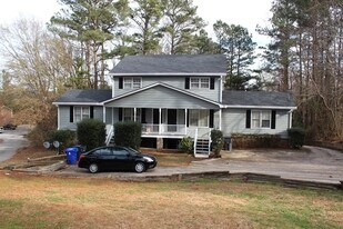 155 Hunters Ln in Fayetteville, GA - Building Photo
