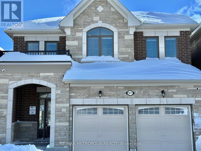 3277 Turnstone Blvd in Pickering, ON - Building Photo - Building Photo