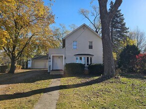 200 N Liberty Hi Rd in Haskins, OH - Building Photo - Building Photo