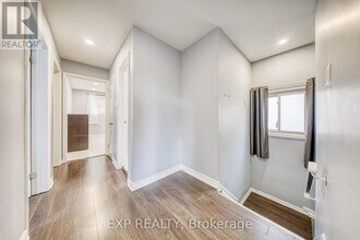 588 Warden Ave. in Toronto, ON - Building Photo - Building Photo