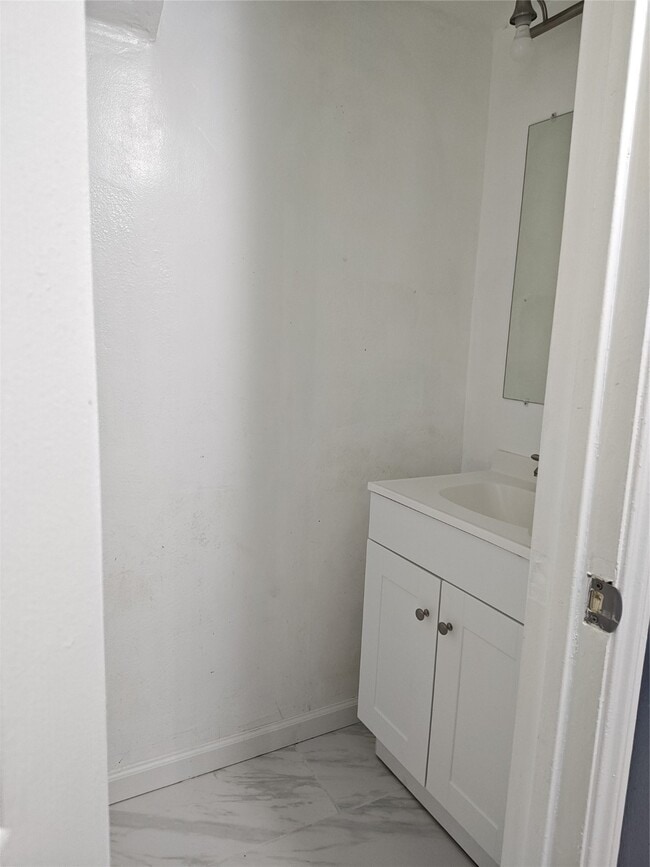 property at 2252 Shadowdale Dr