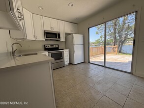 11708 Fort Caroline Lakes Dr in Jacksonville, FL - Building Photo - Building Photo