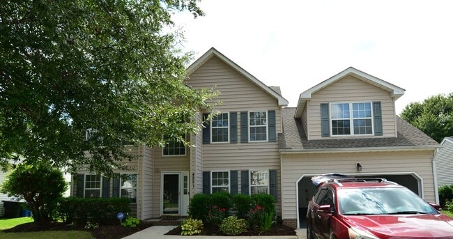 4221 White Heron Point in Portsmouth, VA - Building Photo - Building Photo