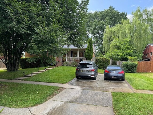 4107 Southend Rd in Rockville, MD - Building Photo - Building Photo