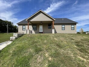 25 Gregory Michael Ln in Wright City, MO - Building Photo - Building Photo