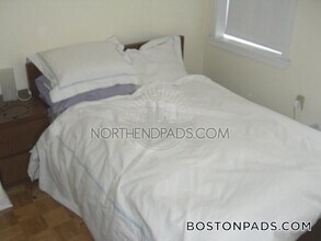 220 Hanover St in Boston, MA - Building Photo - Building Photo