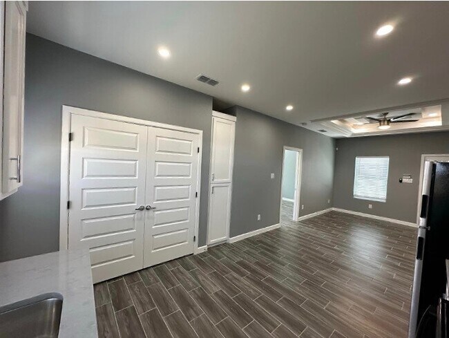 2922 W Driftwood St in Edinburg, TX - Building Photo - Building Photo