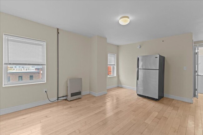 141 Main St in Burlington, VT - Foto de edificio - Building Photo