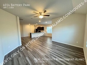 4014 Battery Park in Converse, TX - Building Photo - Building Photo