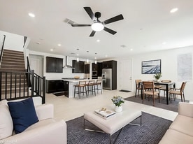 2451 Altitude St in Las Vegas, NV - Building Photo