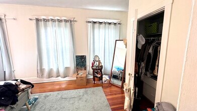 514 Harvard St in Brookline, MA - Building Photo - Building Photo