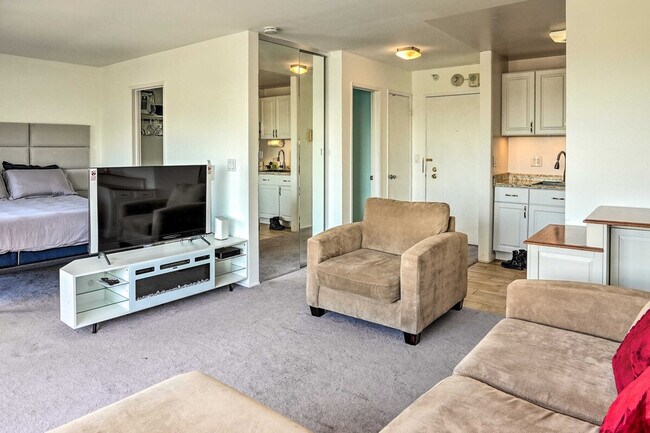 property at 2 Anchor Dr