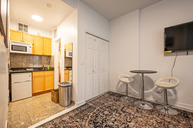 32 E 32nd St in New York, NY - Building Photo - Building Photo
