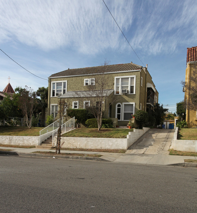 1635-37 Kenmore Ave in Los Angeles, CA - Building Photo