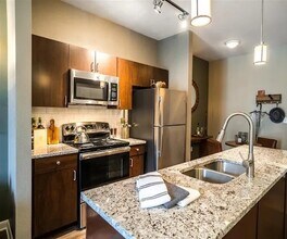 305 River Fern Ave, Unit 2307 in Garland, TX - Building Photo - Building Photo