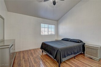 5450 Morris St in Las Vegas, NV - Building Photo - Building Photo