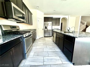 9089 Irish Elk Ave in Las Vegas, NV - Building Photo - Building Photo